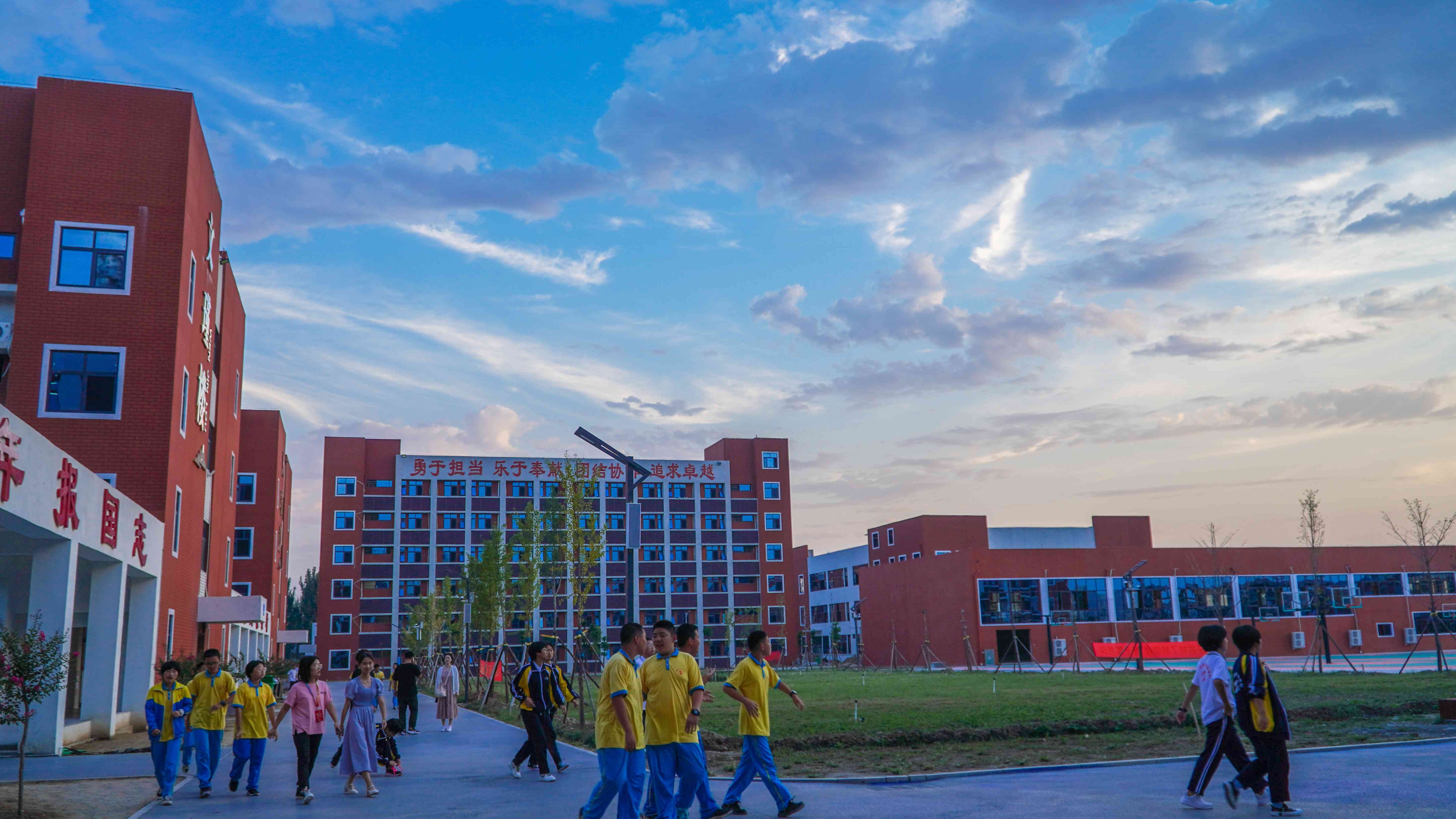 平顶山衡水卓越学校校园全景